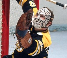 Gerry Cheevers backstopped some legendary teams in Boston and had the mask to match their toughness. Photo: Denis Brodeur/NHLI via Getty Images